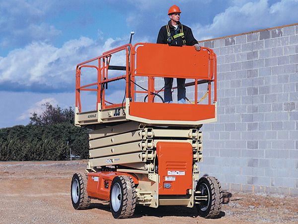 Rough Terrain Scissor Lift